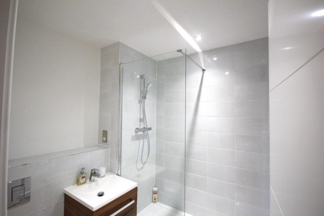 Modern 2 Bed Apartment With Central Location Бирмингам Екстериор снимка