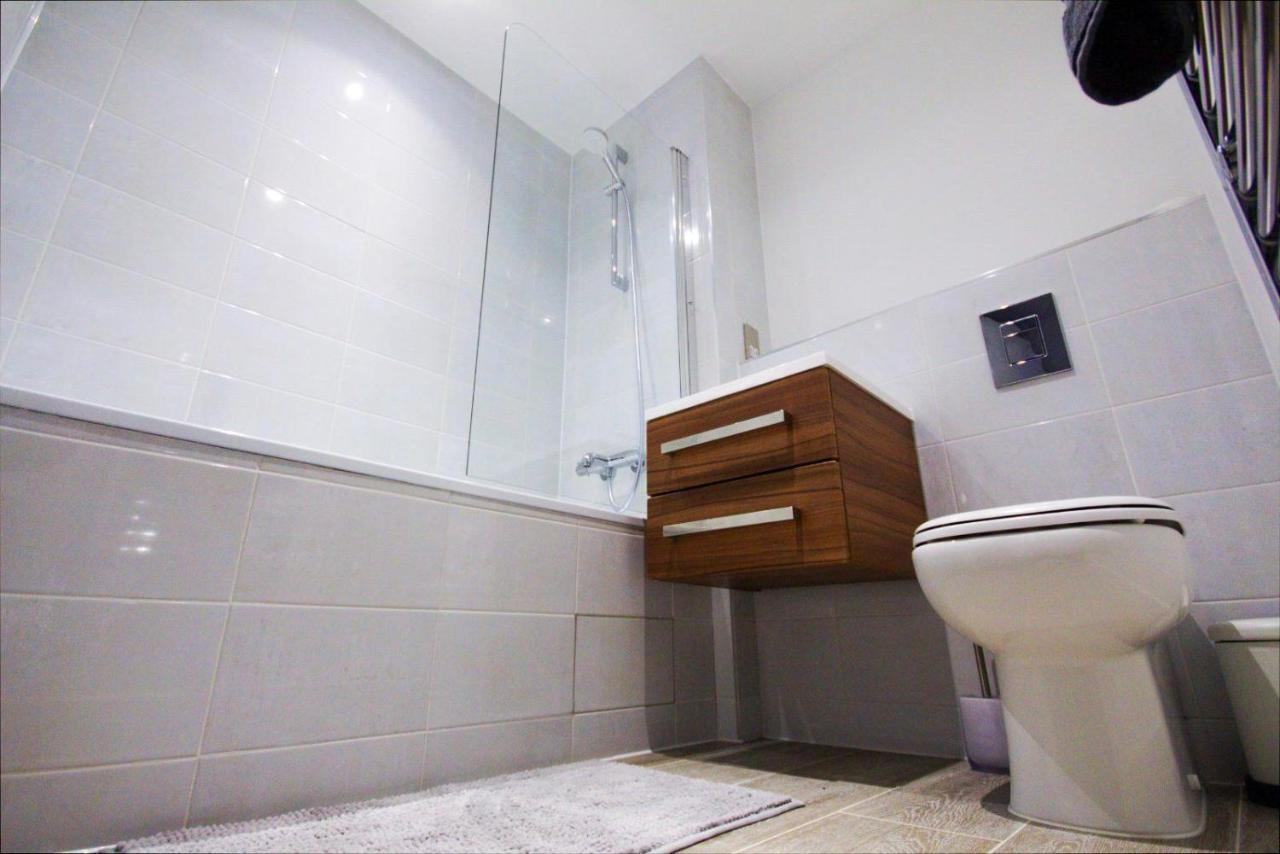 Modern 2 Bed Apartment With Central Location Бирмингам Екстериор снимка